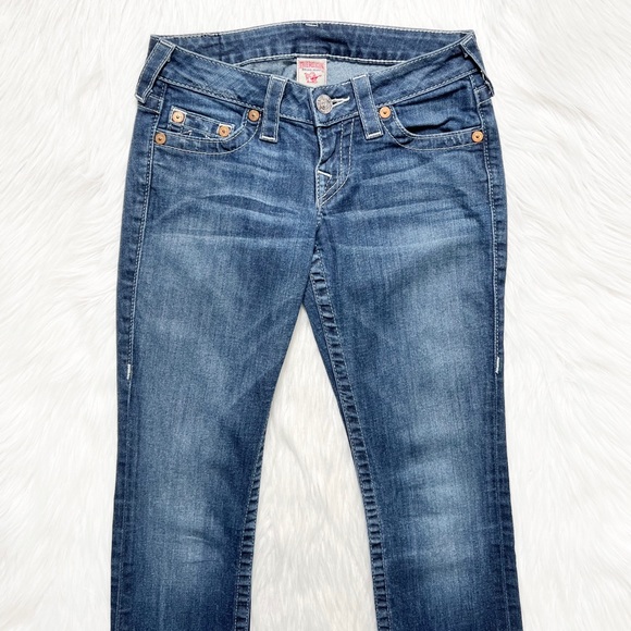 True Religion Straight Leg Low Rise Medium Wash Logo Embroidered Jeans - Picture 4 of 10